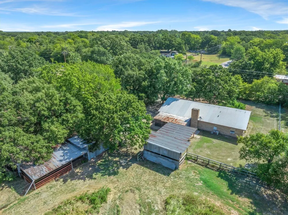1185 Vz County Road 3822 Wills Point, TX 75169