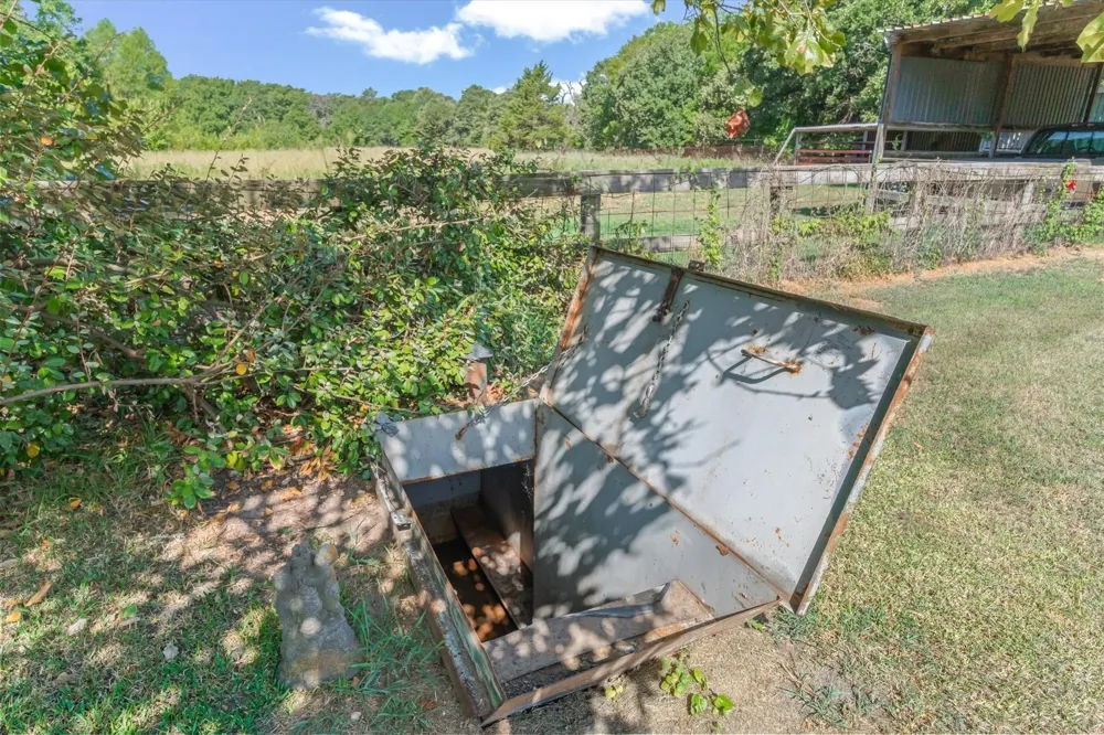 1185 Vz County Road 3822 Wills Point, TX 75169