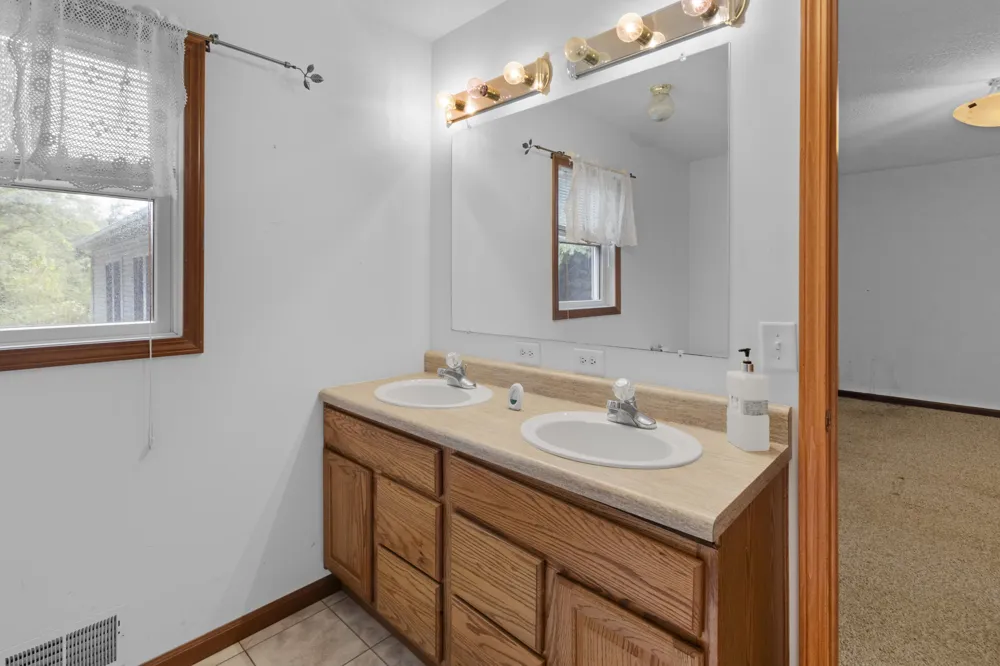 1152 Burbank Road Quincy, MI 49082