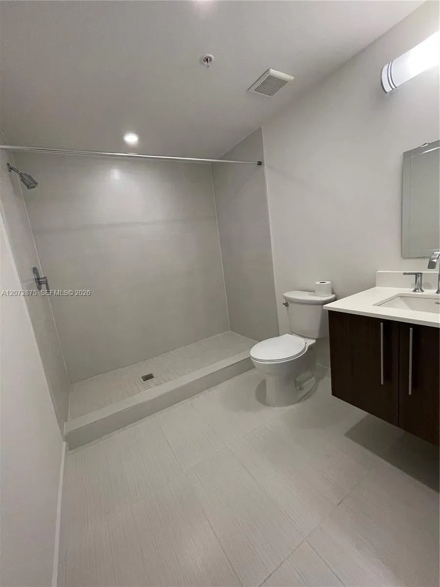 7875 NW 107th Ave #409 Doral, FL 33178