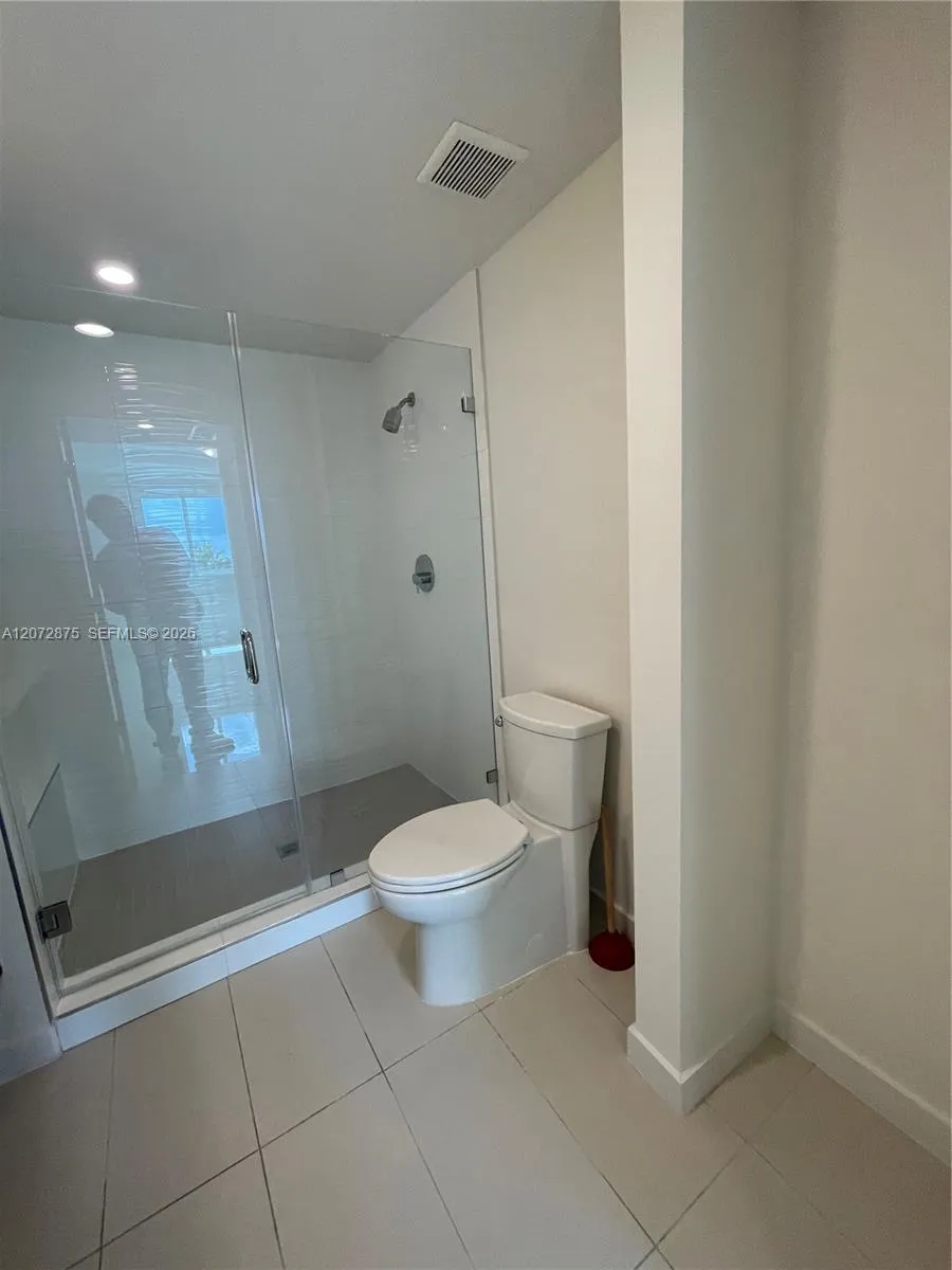 7875 NW 107th Ave #409 Doral, FL 33178