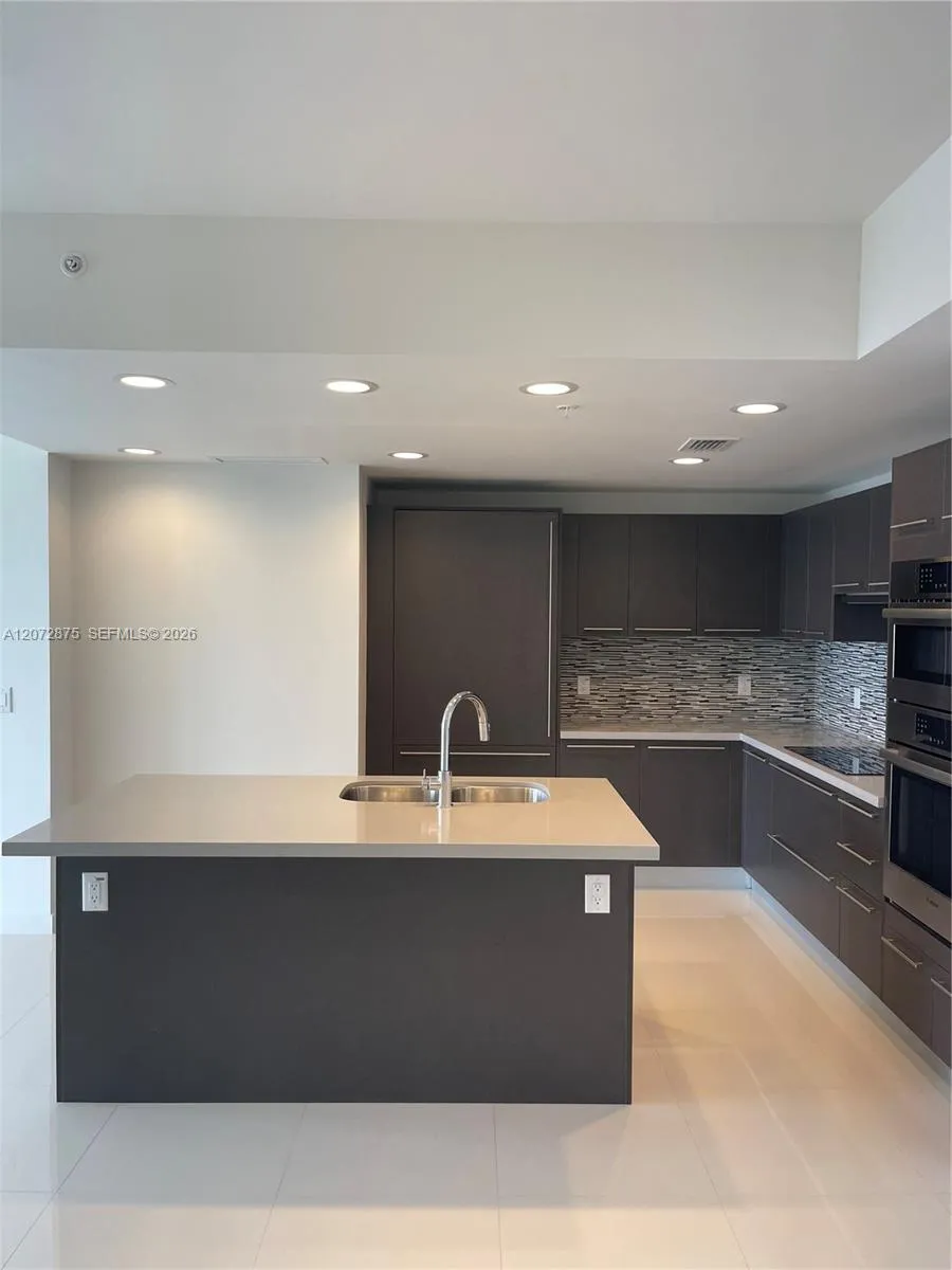 7875 NW 107th Ave #409 Doral, FL 33178
