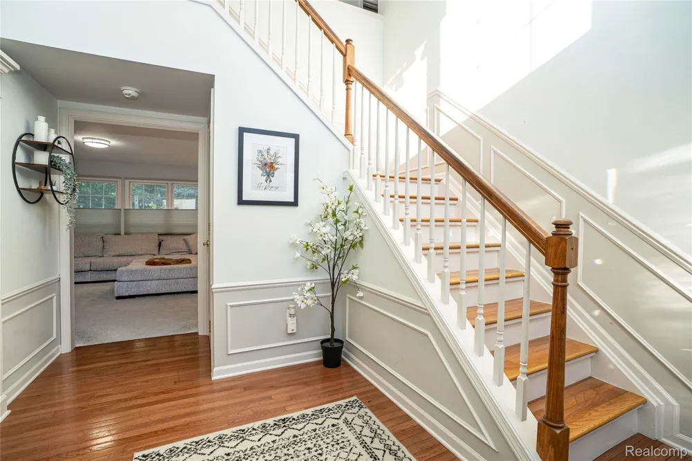 4987 Arbor Court West Bloomfield Charter Township, MI 48324