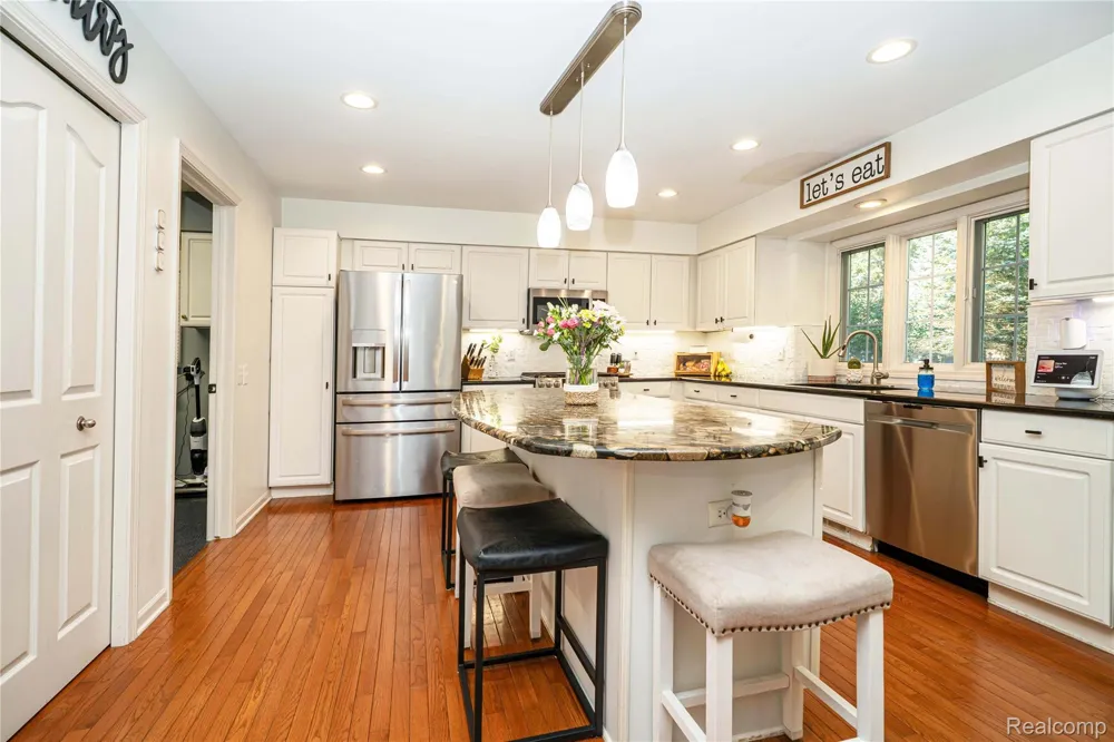 4987 Arbor Court West Bloomfield Charter Township, MI 48324