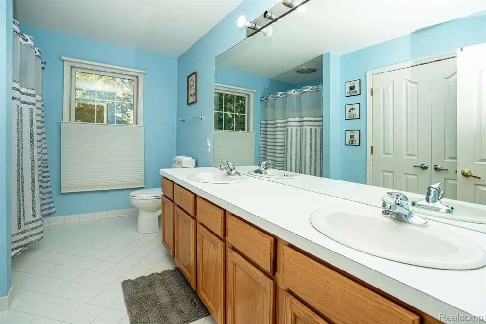 4987 Arbor Court West Bloomfield Charter Township, MI 48324