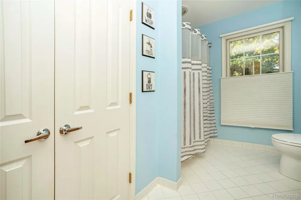 4987 Arbor Court West Bloomfield Charter Township, MI 48324