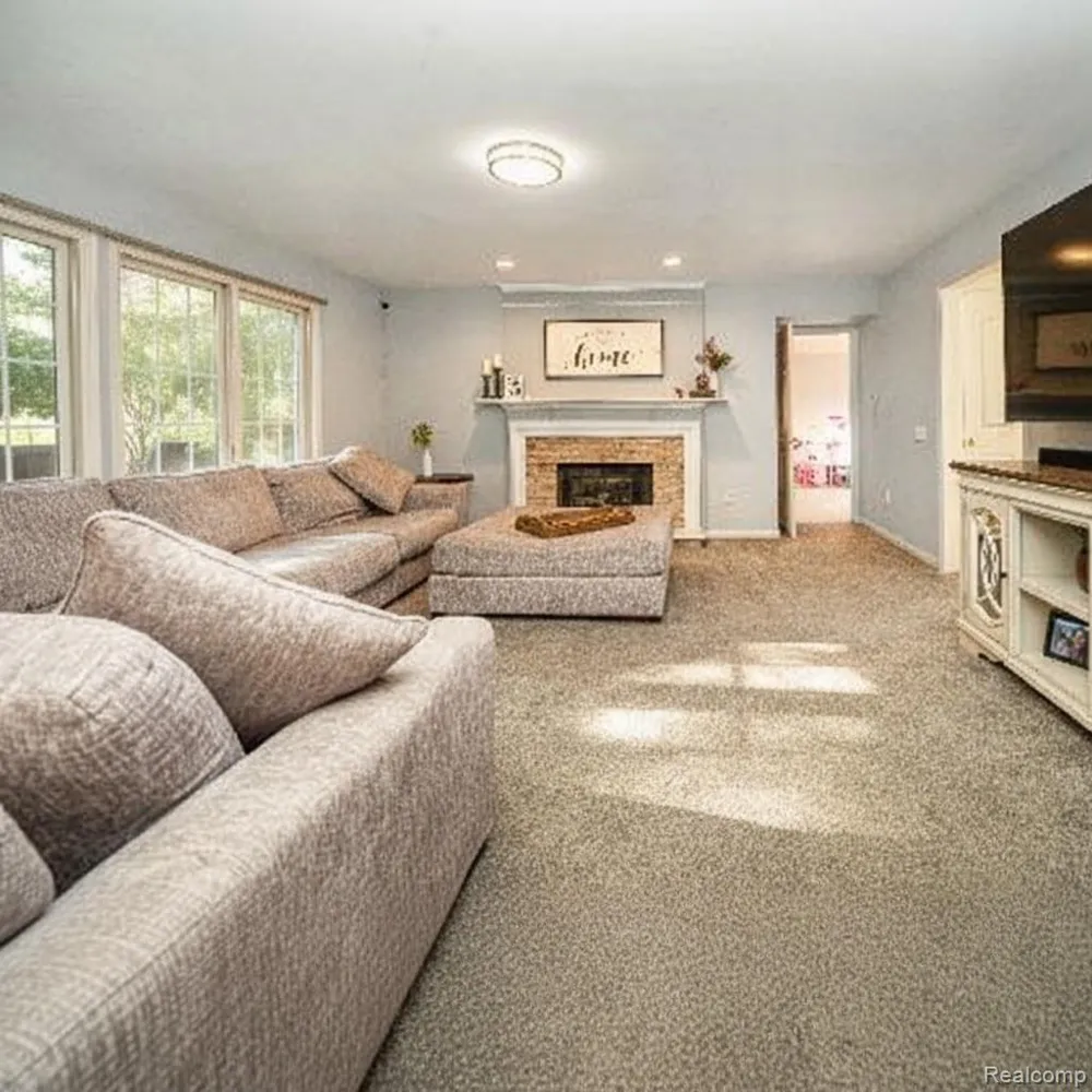 4987 Arbor Court West Bloomfield Charter Township, MI 48324