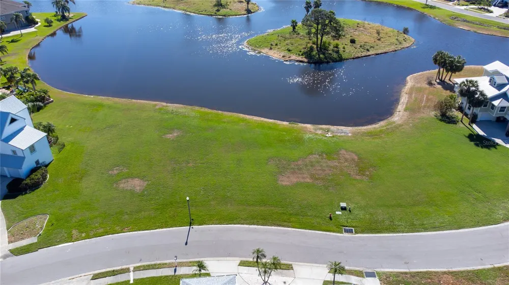 85 SANDPIPER POINTE Tarpon Springs, FL 34689