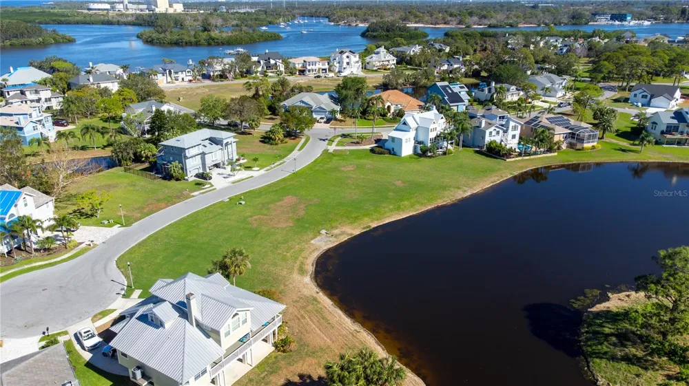 85 SANDPIPER POINTE Tarpon Springs, FL 34689