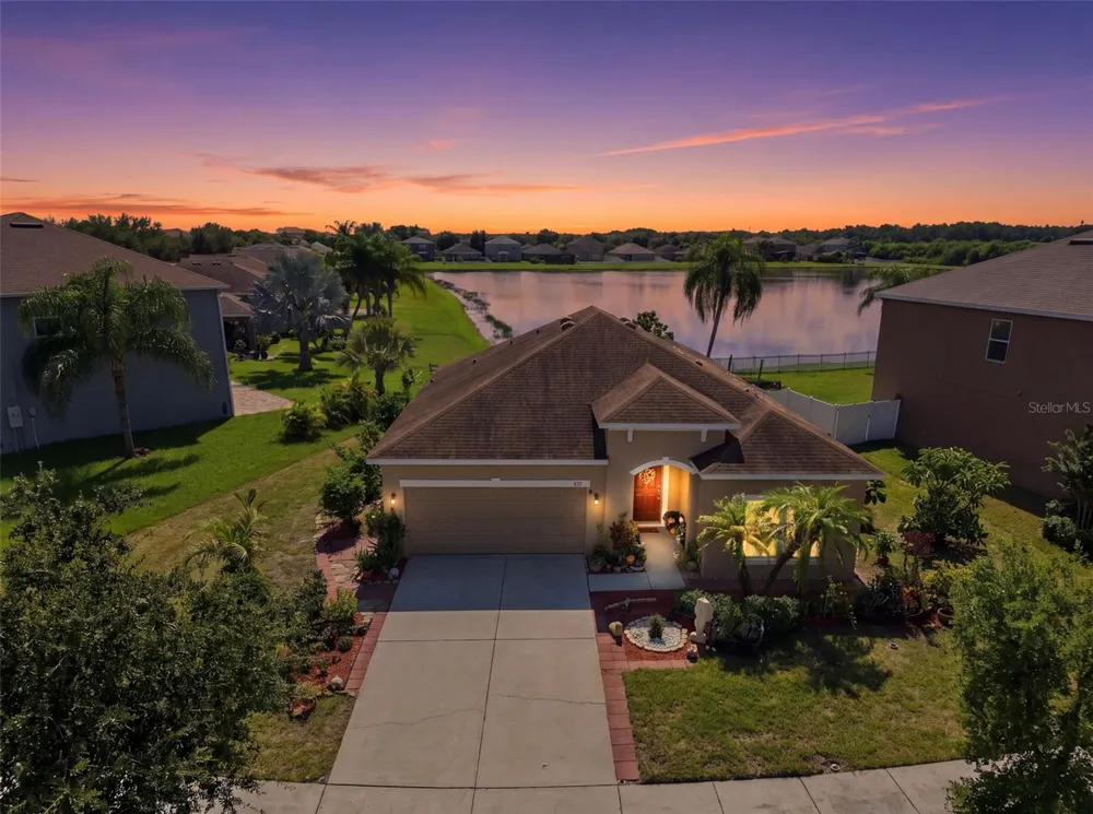 803 PARKER DEN DRIVE Ruskin, FL 33570
