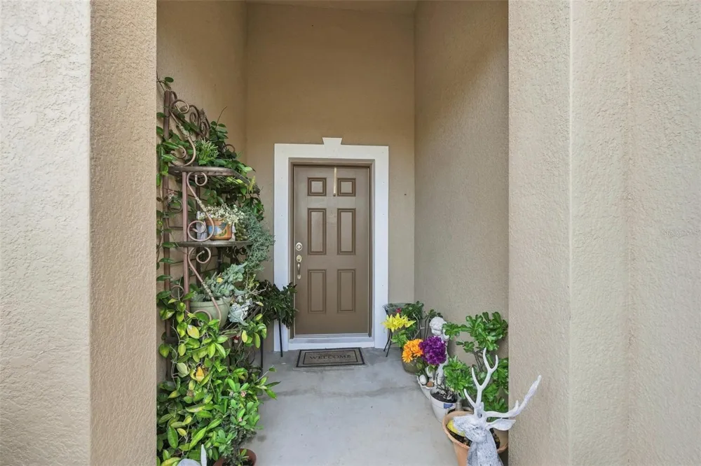 803 PARKER DEN DRIVE Ruskin, FL 33570