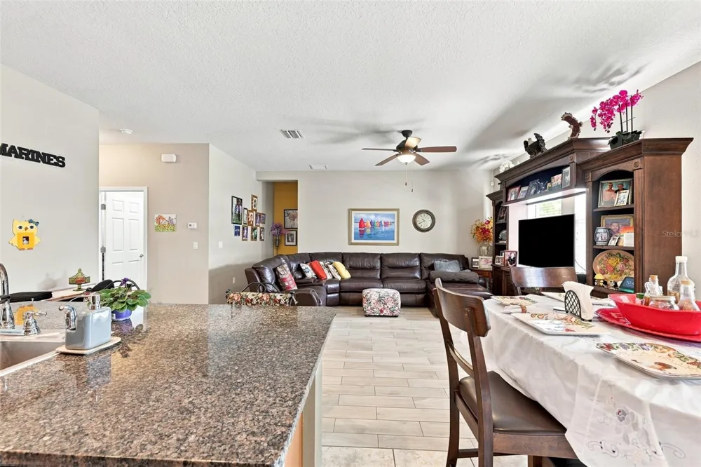 803 PARKER DEN DRIVE Ruskin, FL 33570