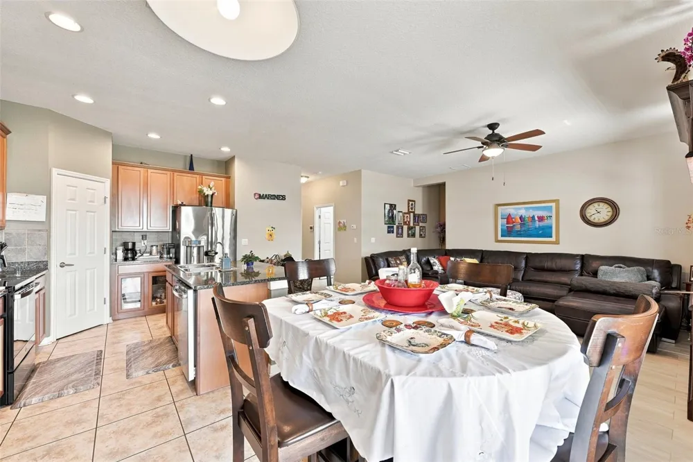 803 PARKER DEN DRIVE Ruskin, FL 33570