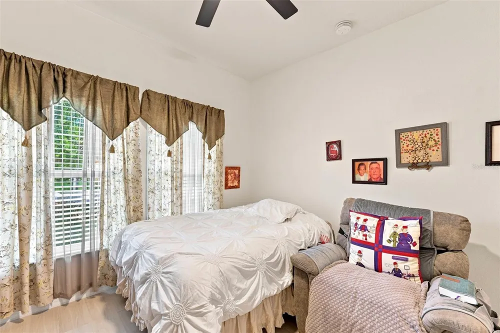 803 PARKER DEN DRIVE Ruskin, FL 33570