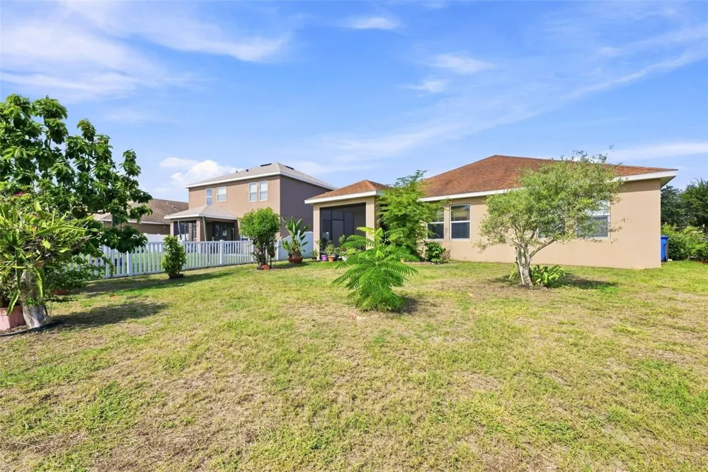 803 PARKER DEN DRIVE Ruskin, FL 33570