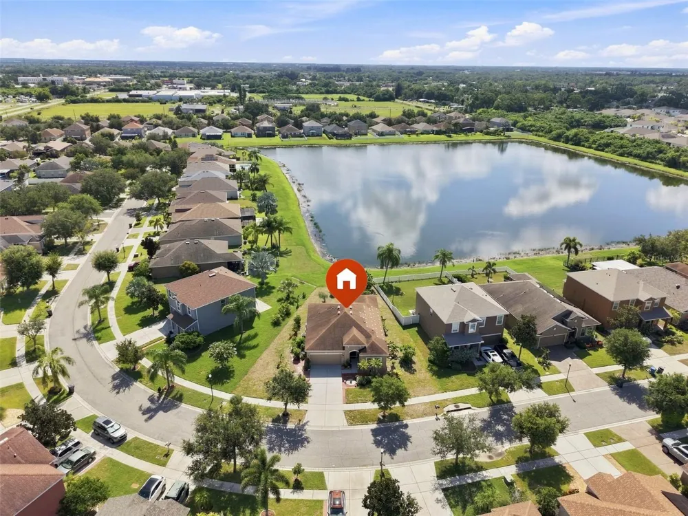 803 PARKER DEN DRIVE Ruskin, FL 33570