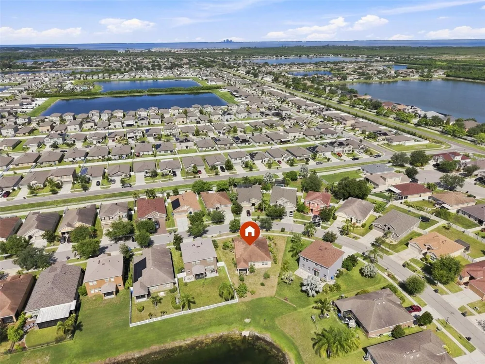 803 PARKER DEN DRIVE Ruskin, FL 33570