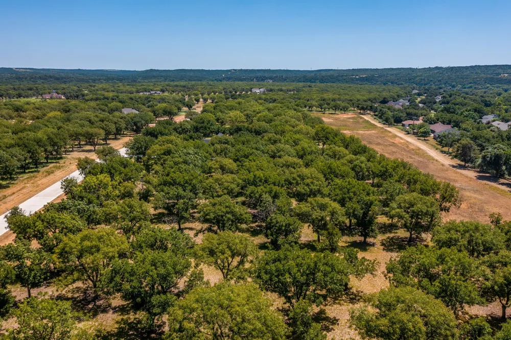 2373 E Landings S Granbury, TX 76049