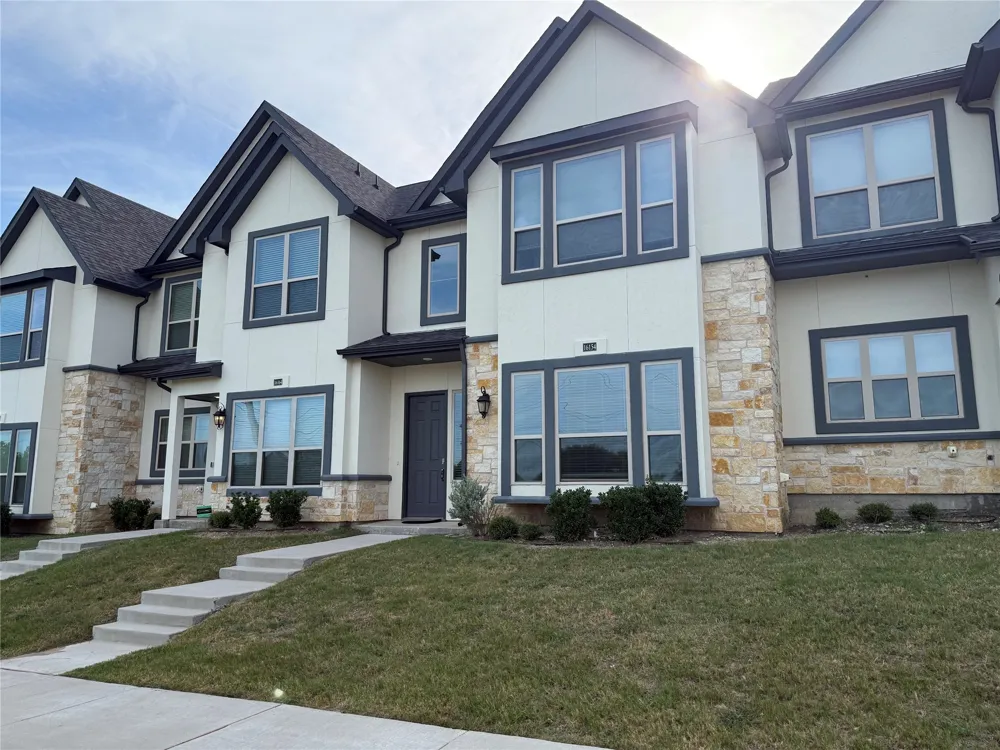 16154 Doe Lake Drive Frisco, TX 75068