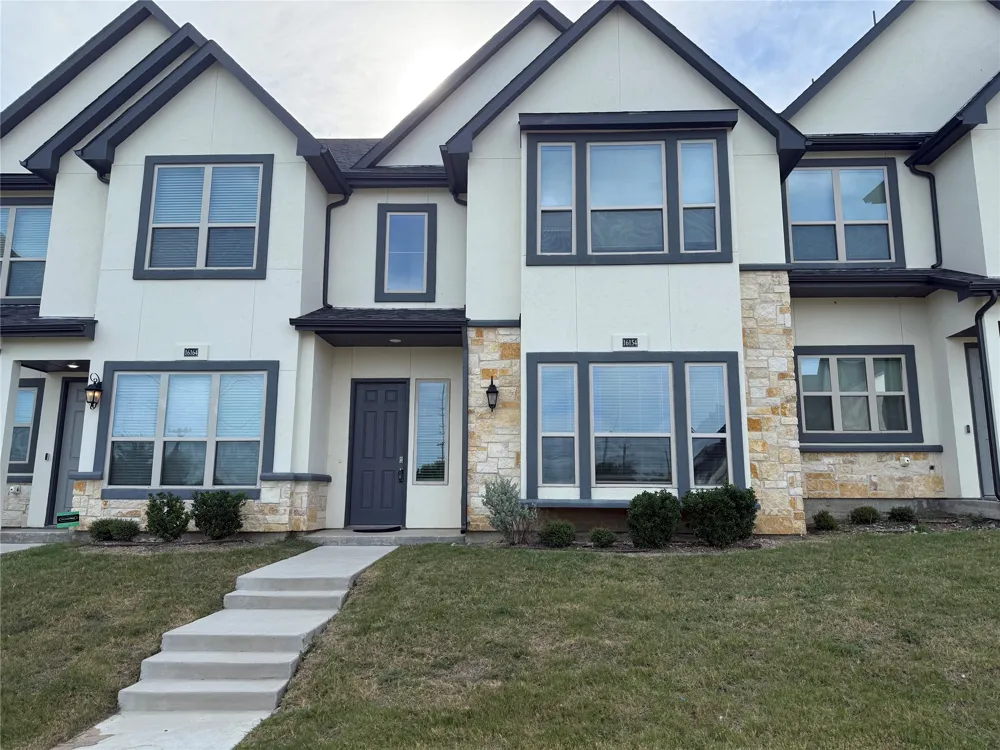 16154 Doe Lake Drive Frisco, TX 75068