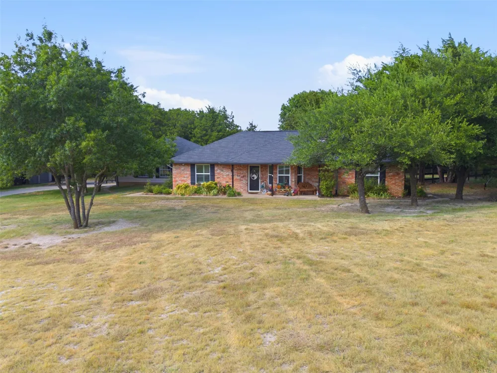 4111 Fm 2862 Anna, TX 75409