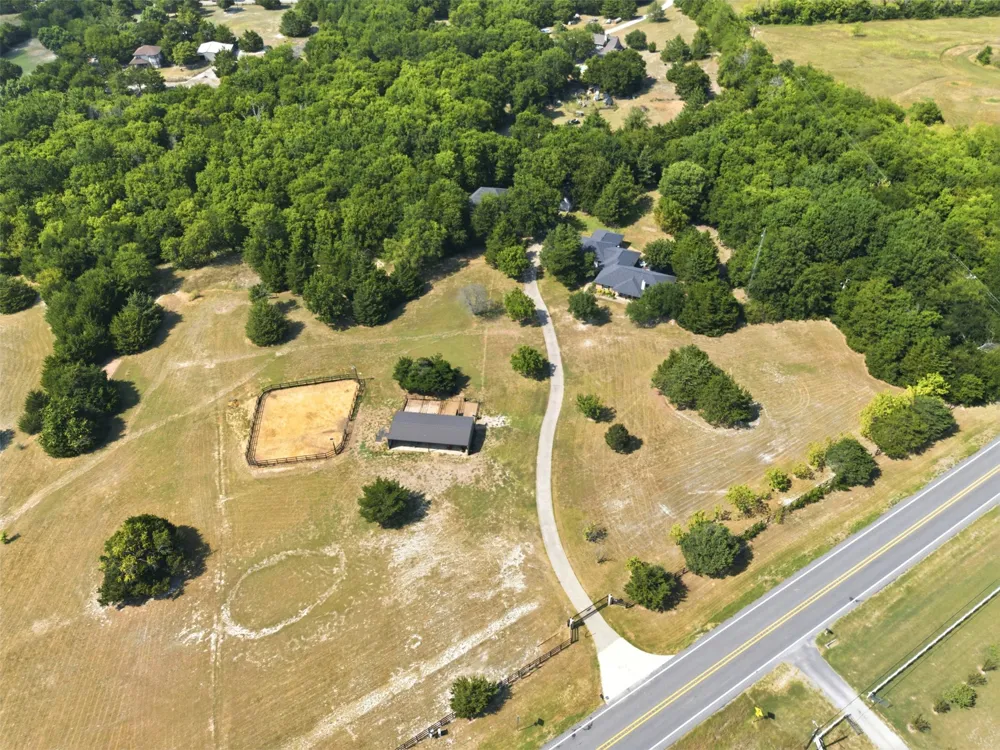 4111 Fm 2862 Anna, TX 75409