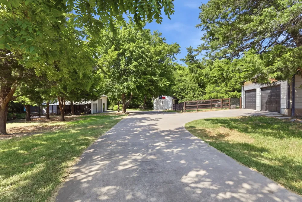 4111 Fm 2862 Anna, TX 75409