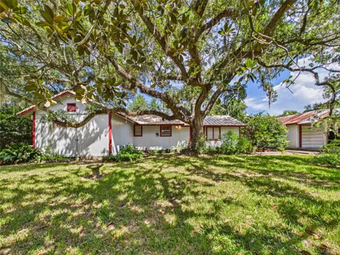 511 Treasure Drive