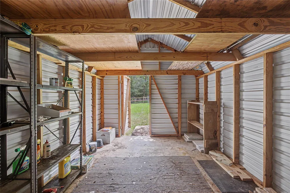 603 Hillcrest Drive Huntsville, TX 77340