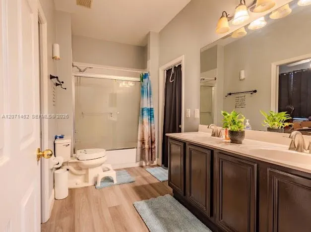 14531 Riviera Pointe Drive Orlando, FL 32828