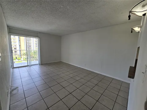 801 NW 47th Ave #501W