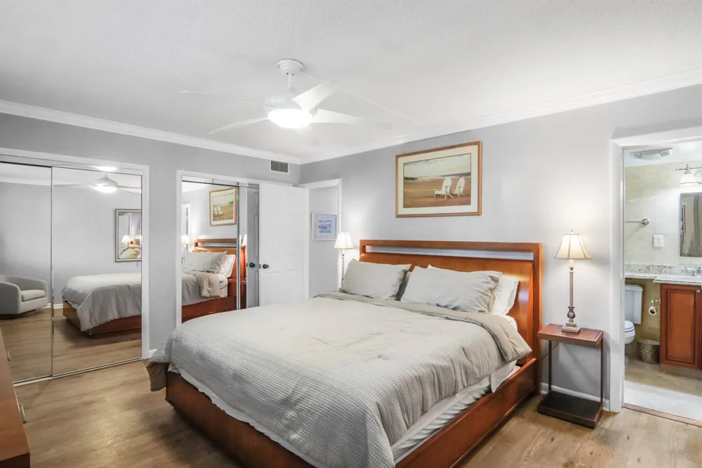 139 SUNRISE AVENUE #101 Palm Beach, FL 33480