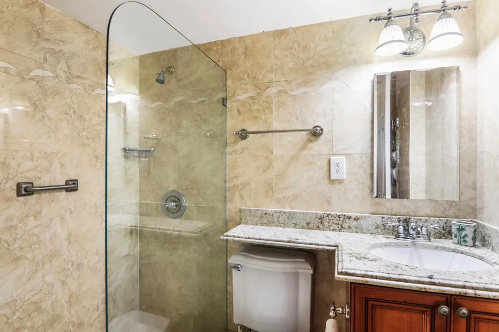 139 SUNRISE AVENUE #101 Palm Beach, FL 33480