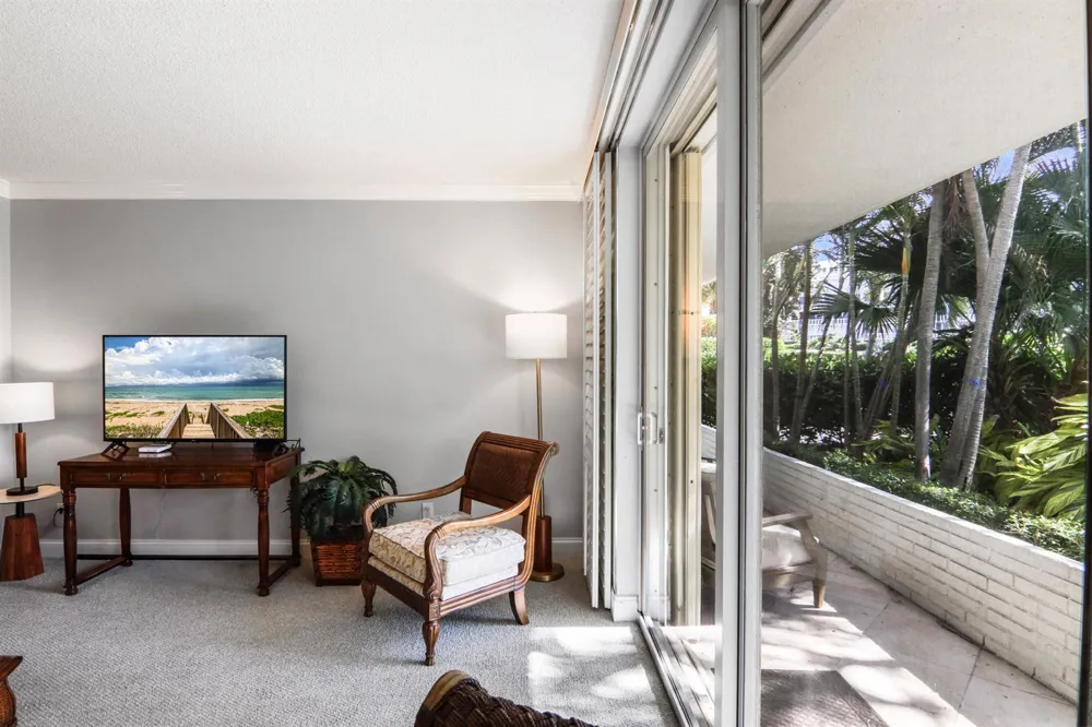 139 SUNRISE AVENUE #101 Palm Beach, FL 33480