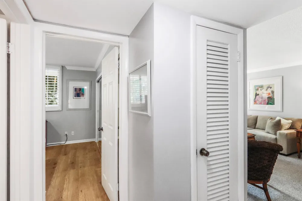 139 SUNRISE AVENUE #101 Palm Beach, FL 33480