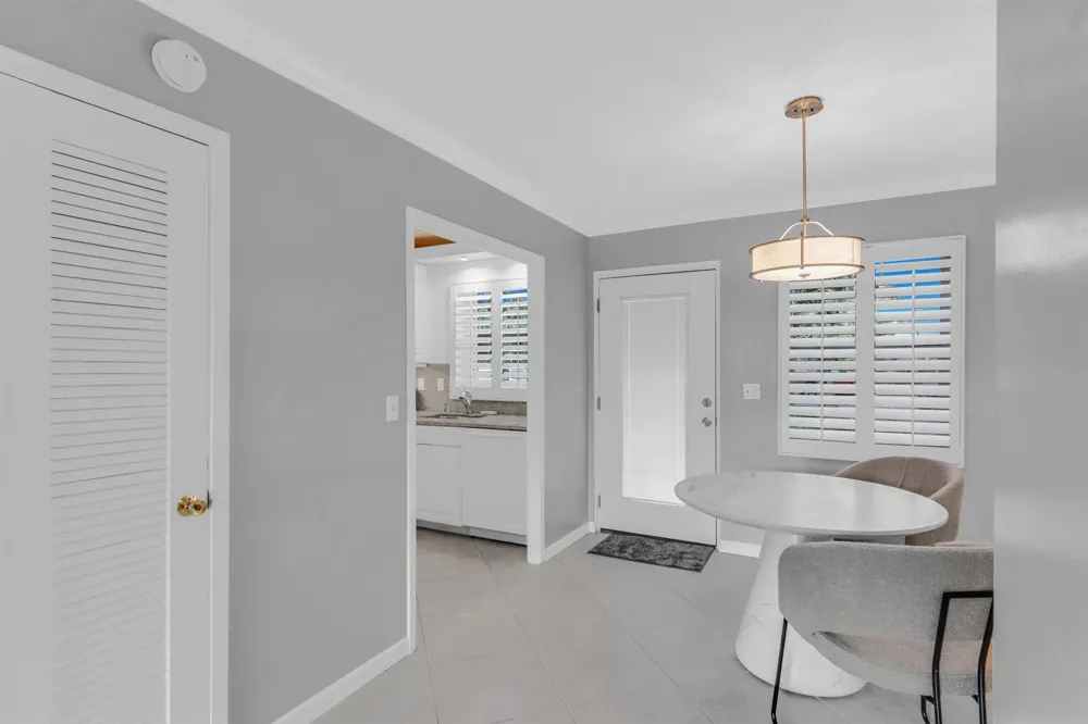 139 SUNRISE AVENUE #103 Palm Beach, FL 33480