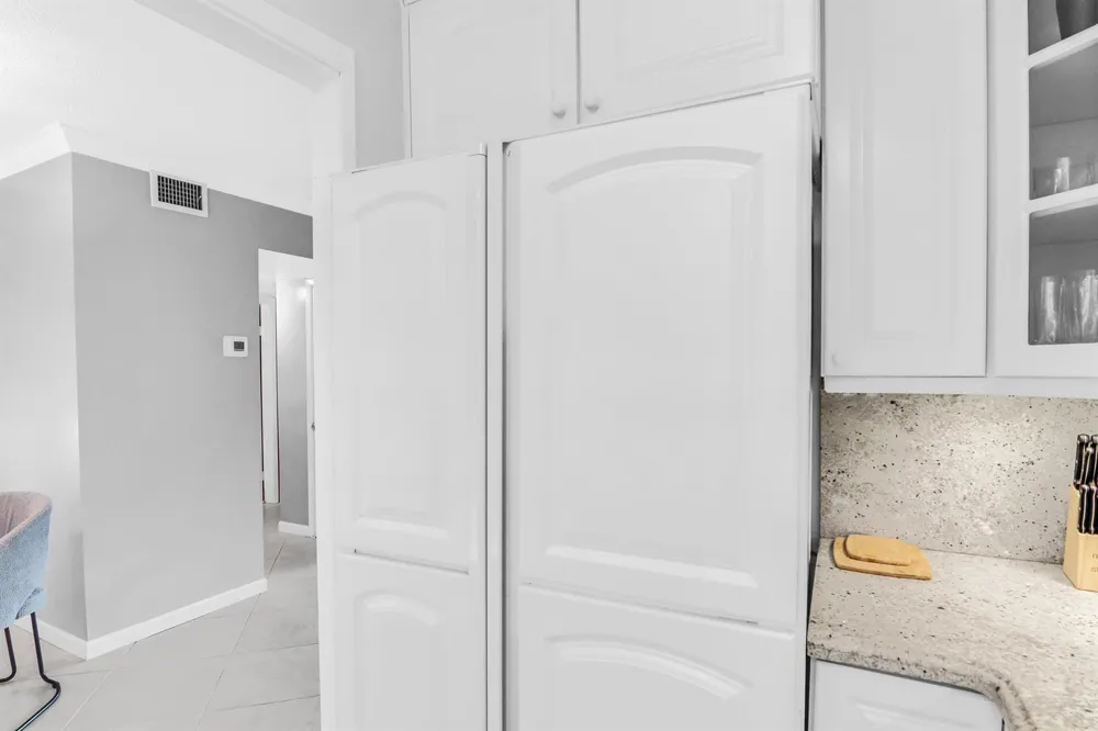 139 SUNRISE AVENUE #103 Palm Beach, FL 33480