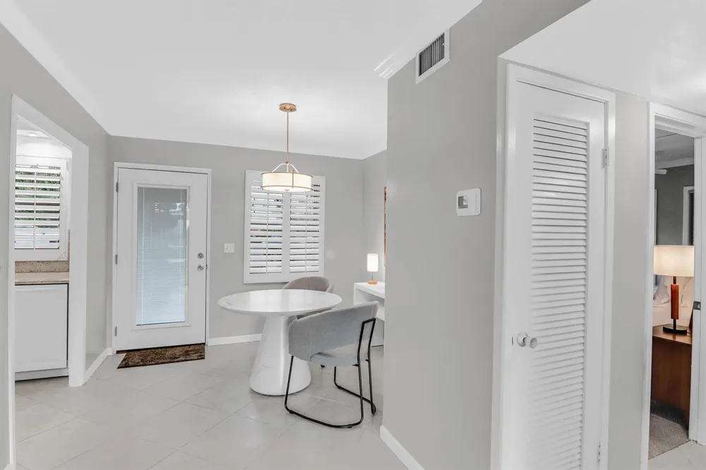 139 SUNRISE AVENUE #103 Palm Beach, FL 33480