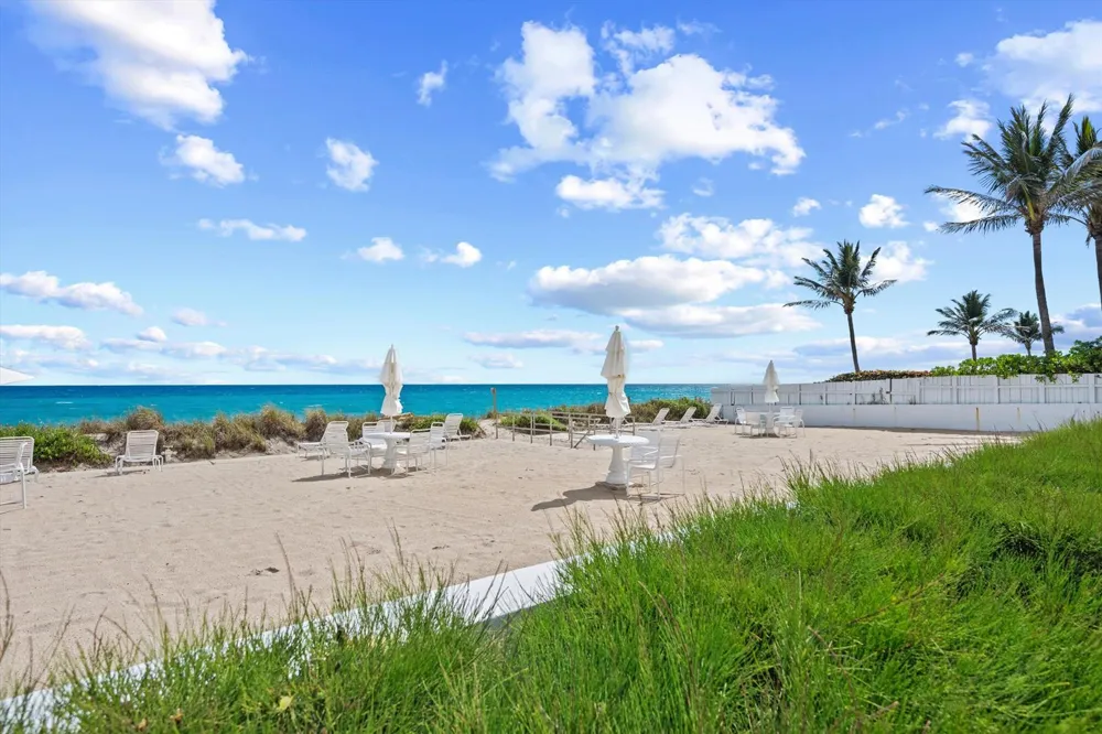 139 SUNRISE AVENUE #103 Palm Beach, FL 33480