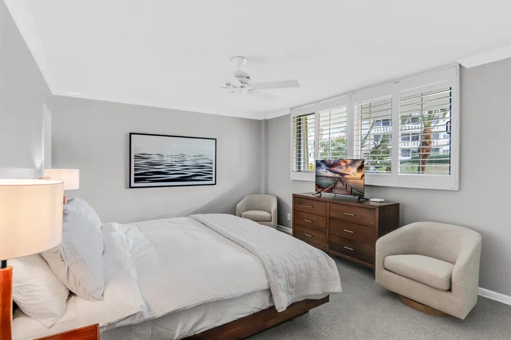 139 SUNRISE AVENUE #103 Palm Beach, FL 33480