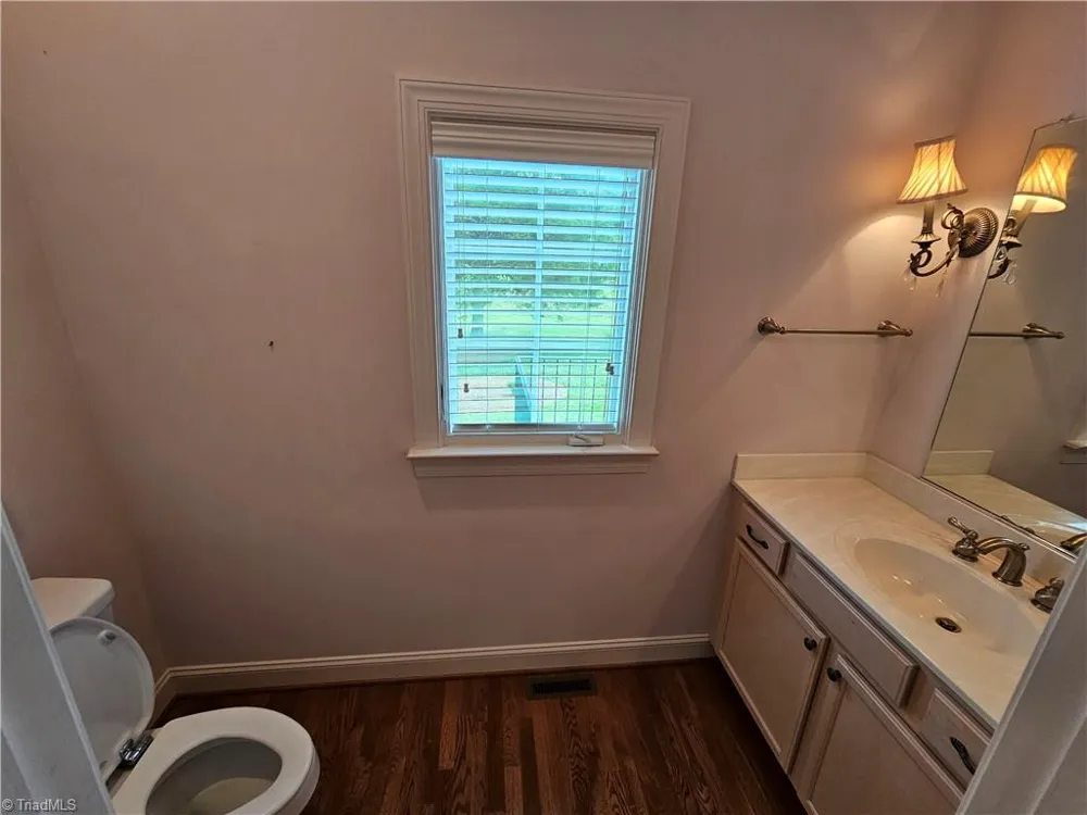 381 Hollybrook Drive Bermuda Run, NC 27006