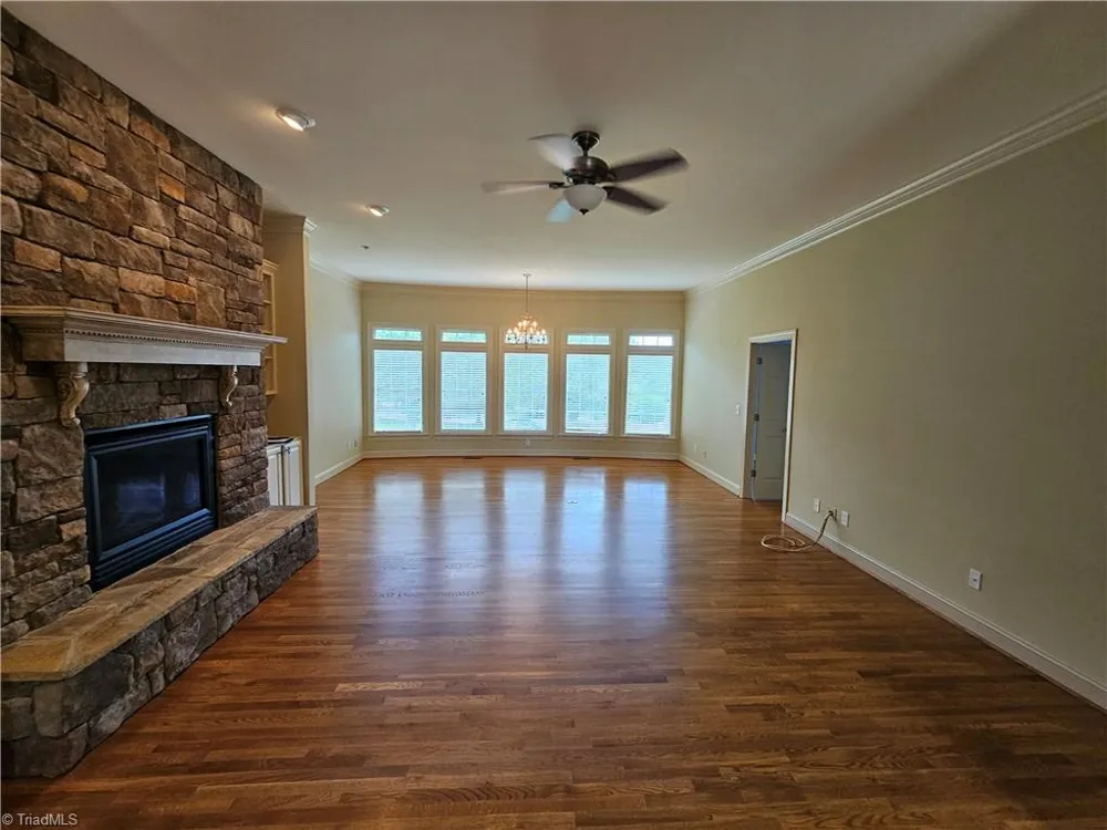 381 Hollybrook Drive Bermuda Run, NC 27006