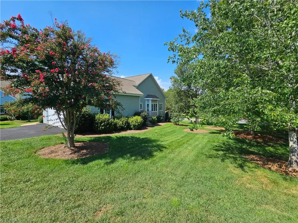 381 Hollybrook Drive Bermuda Run, NC 27006