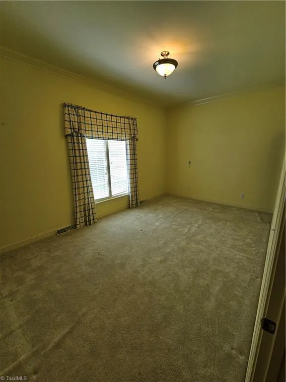 381 Hollybrook Drive Bermuda Run, NC 27006