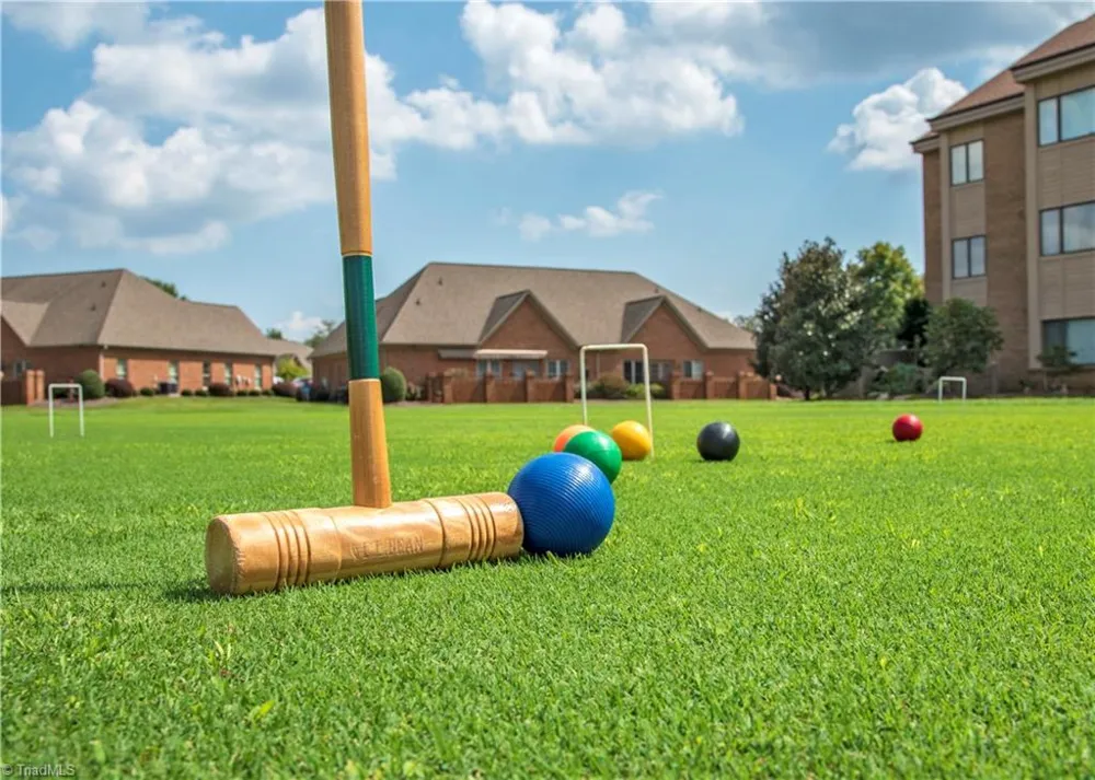 381 Hollybrook Drive Bermuda Run, NC 27006