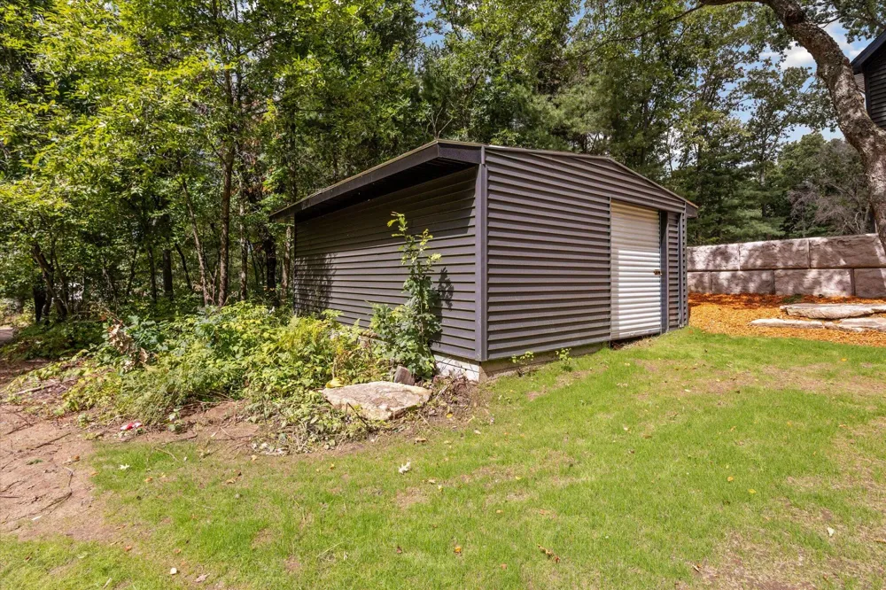 23861 Almy Road Reynolds Township, MI 49329