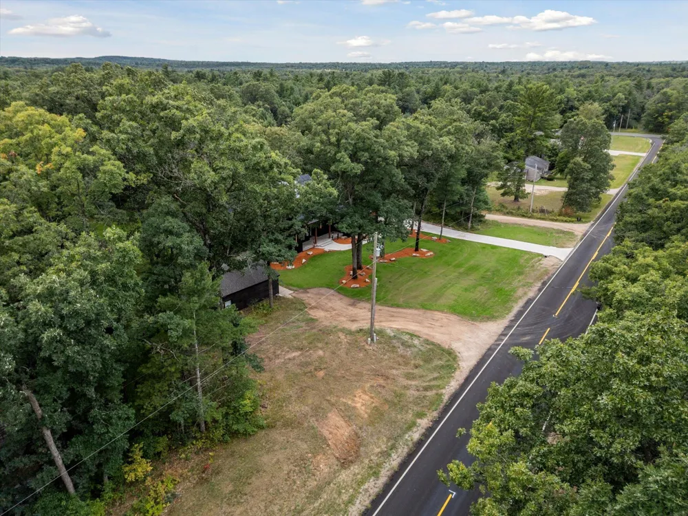 23861 Almy Road Reynolds Township, MI 49329