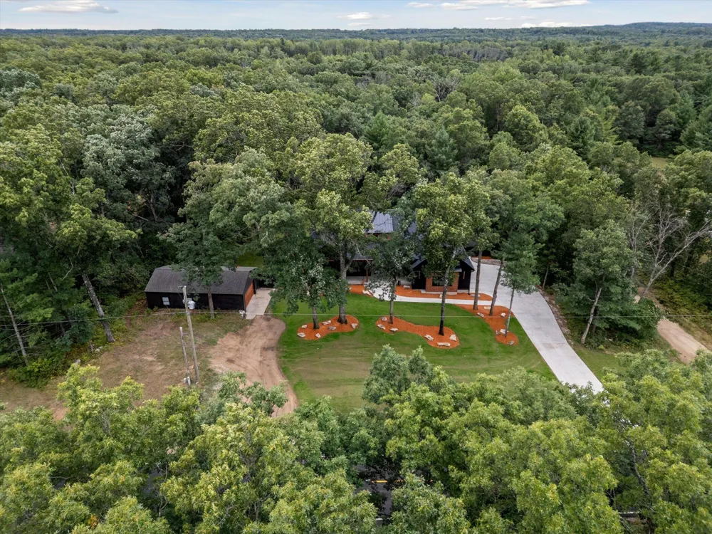 23861 Almy Road Reynolds Township, MI 49329