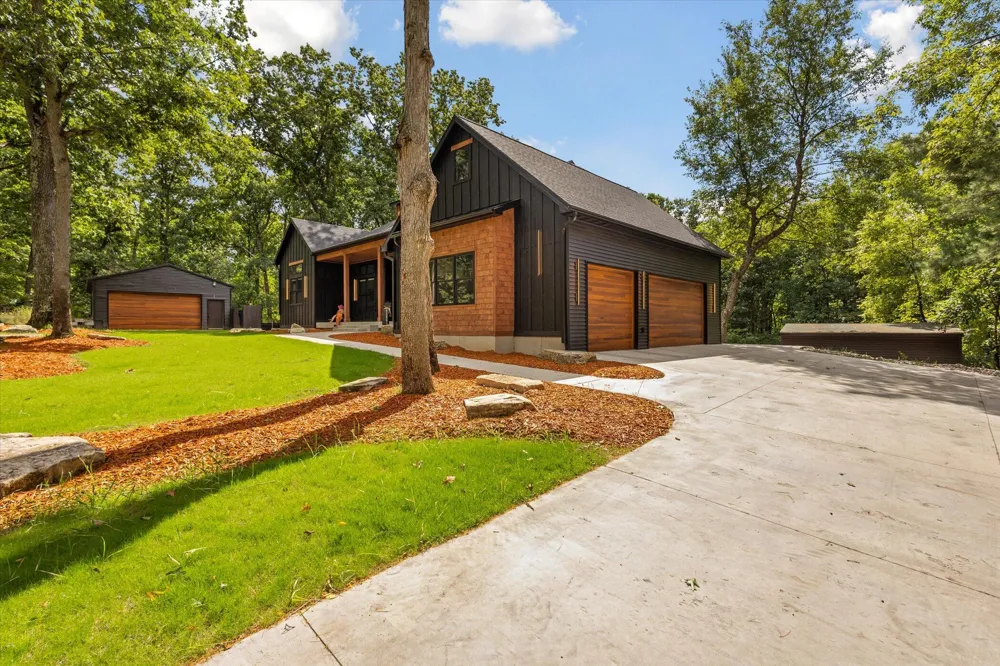 23861 Almy Road Reynolds Township, MI 49329