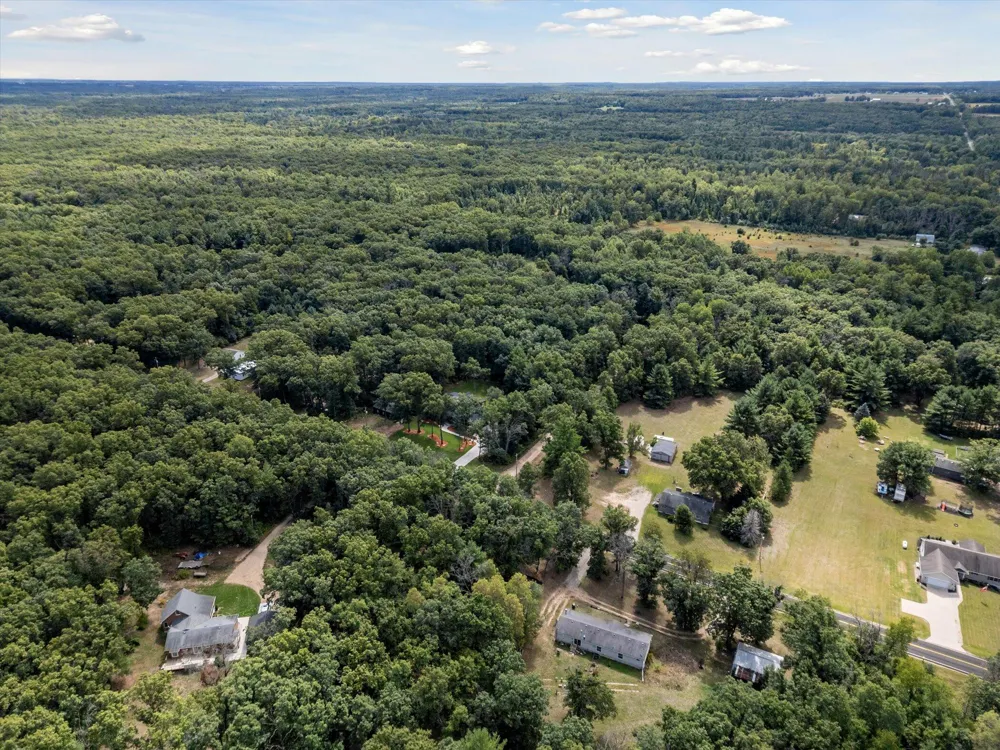 23861 Almy Road Reynolds Township, MI 49329